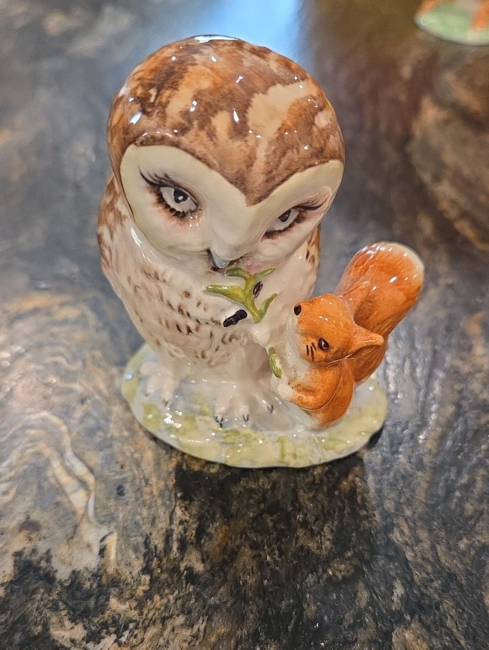 Vintage Old Mr Brown Beatrix Potter Owl And Squirrel Figurine Great Condition